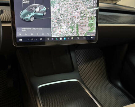 Черный Тесла Model Y, объемом двигателя 0 л и пробегом 33 тыс. км за 25900 $, фото 43 на Automoto.ua