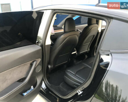 Черный Тесла Model Y, объемом двигателя 0 л и пробегом 63 тыс. км за 27500 $, фото 23 на Automoto.ua