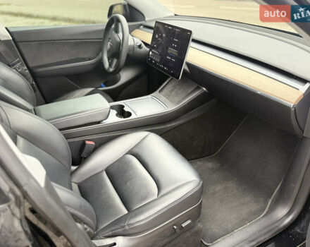 Черный Тесла Model Y, объемом двигателя 0 л и пробегом 55 тыс. км за 26300 $, фото 15 на Automoto.ua