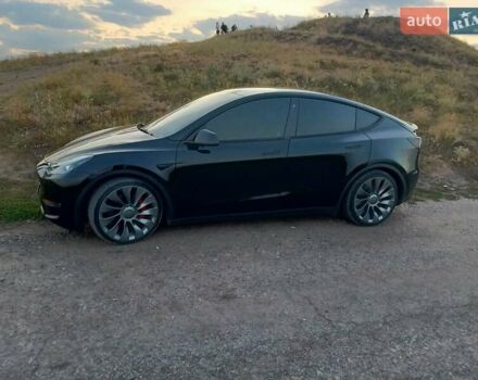 Черный Тесла Model Y, объемом двигателя 0 л и пробегом 60 тыс. км за 26500 $, фото 5 на Automoto.ua