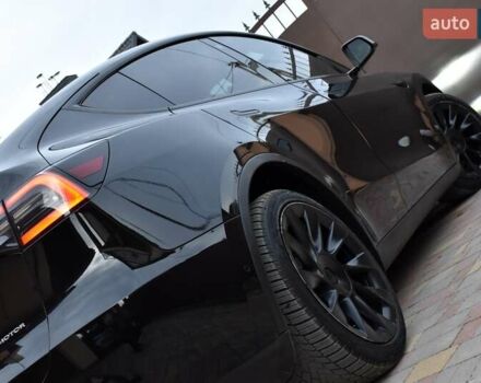 Черный Тесла Model Y, объемом двигателя 0 л и пробегом 73 тыс. км за 25950 $, фото 15 на Automoto.ua