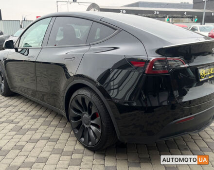 Черный Тесла Model Y, объемом двигателя 82 л и пробегом 10 тыс. км за 31200 $, фото 4 на Automoto.ua