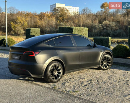 Черный Тесла Model Y, объемом двигателя 0 л и пробегом 60 тыс. км за 22999 $, фото 11 на Automoto.ua