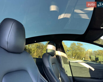 Черный Тесла Model Y, объемом двигателя 0 л и пробегом 60 тыс. км за 22999 $, фото 29 на Automoto.ua