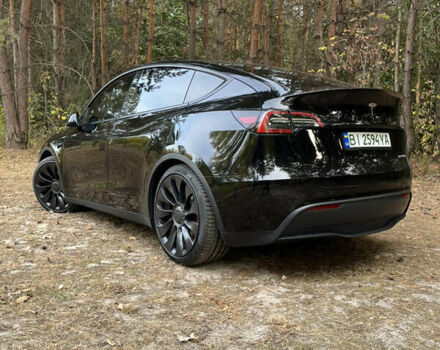 Черный Тесла Model Y, объемом двигателя 0 л и пробегом 125 тыс. км за 24300 $, фото 3 на Automoto.ua
