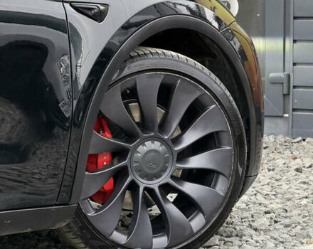 Чорний Тесла Model Y, об'ємом двигуна 0 л та пробігом 62 тис. км за 24999 $, фото 26 на Automoto.ua