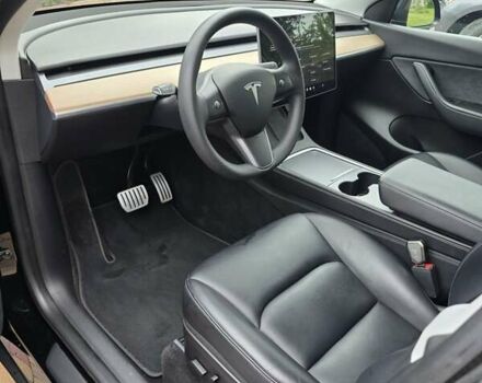 Черный Тесла Model Y, объемом двигателя 0 л и пробегом 90 тыс. км за 25800 $, фото 13 на Automoto.ua