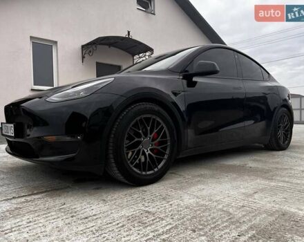 Чорний Тесла Model Y, об'ємом двигуна 0 л та пробігом 73 тис. км за 27999 $, фото 3 на Automoto.ua