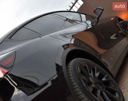 Черный Тесла Model Y, объемом двигателя 0 л и пробегом 73 тыс. км за 25950 $, фото 24 на Automoto.ua