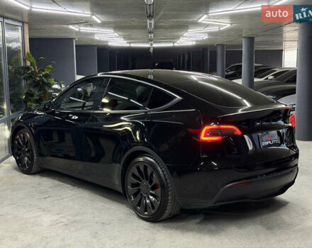 Черный Тесла Model Y, объемом двигателя 0 л и пробегом 70 тыс. км за 26900 $, фото 9 на Automoto.ua