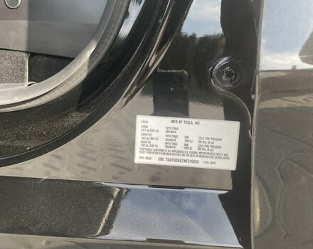 Чорний Тесла Model Y, об'ємом двигуна 0 л та пробігом 43 тис. км за 28300 $, фото 75 на Automoto.ua