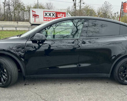 Черный Тесла Model Y, объемом двигателя 0 л и пробегом 97 тыс. км за 19999 $, фото 5 на Automoto.ua
