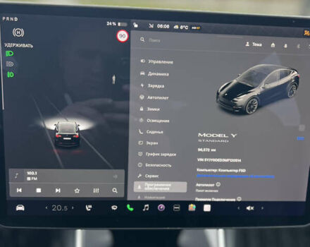 Черный Тесла Model Y, объемом двигателя 0 л и пробегом 97 тыс. км за 19999 $, фото 13 на Automoto.ua