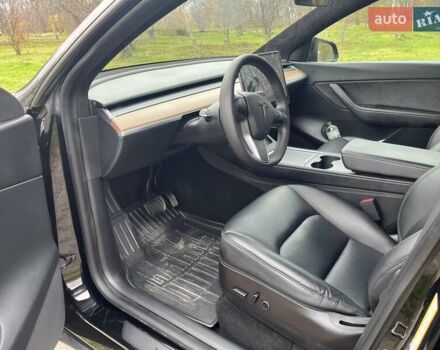 Черный Тесла Model Y, объемом двигателя 0 л и пробегом 85 тыс. км за 23500 $, фото 16 на Automoto.ua