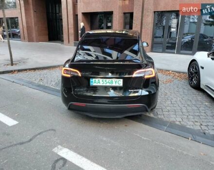 Черный Тесла Model Y, объемом двигателя 0 л и пробегом 97 тыс. км за 28000 $, фото 6 на Automoto.ua