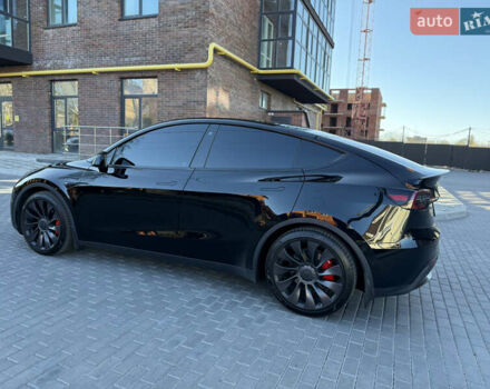 Чорний Тесла Model Y, об'ємом двигуна 0 л та пробігом 68 тис. км за 27500 $, фото 27 на Automoto.ua