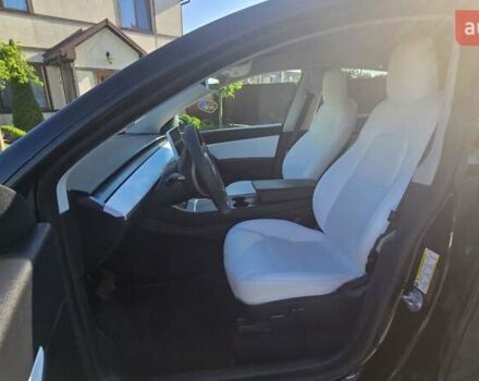 Черный Тесла Model Y, объемом двигателя 0 л и пробегом 98 тыс. км за 24499 $, фото 9 на Automoto.ua