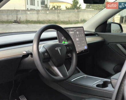Черный Тесла Model Y, объемом двигателя 0 л и пробегом 57 тыс. км за 23950 $, фото 17 на Automoto.ua