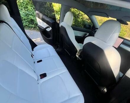 Черный Тесла Model Y, объемом двигателя 0 л и пробегом 82 тыс. км за 30000 $, фото 3 на Automoto.ua