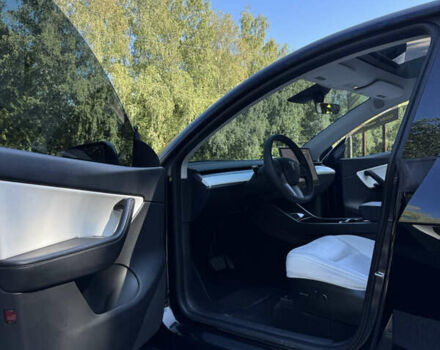 Чорний Тесла Model Y, об'ємом двигуна 0 л та пробігом 113 тис. км за 22222 $, фото 15 на Automoto.ua