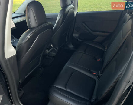 Чорний Тесла Model Y, об'ємом двигуна 0 л та пробігом 116 тис. км за 21800 $, фото 39 на Automoto.ua