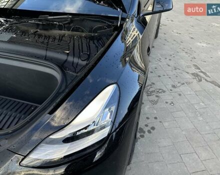 Черный Тесла Model Y, объемом двигателя 0 л и пробегом 59 тыс. км за 24900 $, фото 42 на Automoto.ua