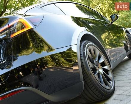Черный Тесла Model Y, объемом двигателя 0 л и пробегом 82 тыс. км за 24950 $, фото 18 на Automoto.ua