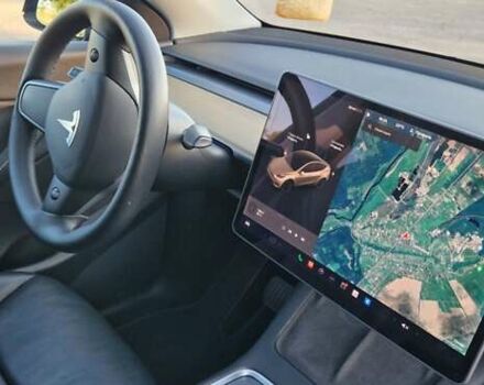 Черный Тесла Model Y, объемом двигателя 0 л и пробегом 79 тыс. км за 27700 $, фото 22 на Automoto.ua