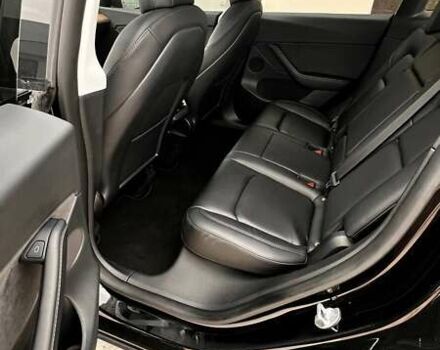 Чорний Тесла Model Y, об'ємом двигуна 0 л та пробігом 73 тис. км за 27999 $, фото 15 на Automoto.ua