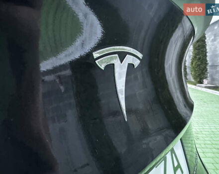Черный Тесла Model Y, объемом двигателя 0 л и пробегом 85 тыс. км за 28000 $, фото 51 на Automoto.ua