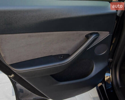 Чорний Тесла Model Y, об'ємом двигуна 0 л та пробігом 130 тис. км за 25500 $, фото 45 на Automoto.ua