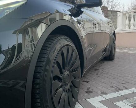 Тесла Model Y 2022 в Киеве на Automoto.ua Черный Тесла Model Y, объемом двигателя 0 л и пробегом 186 тыс. км за 23900 $, фото 16 на Automoto.ua