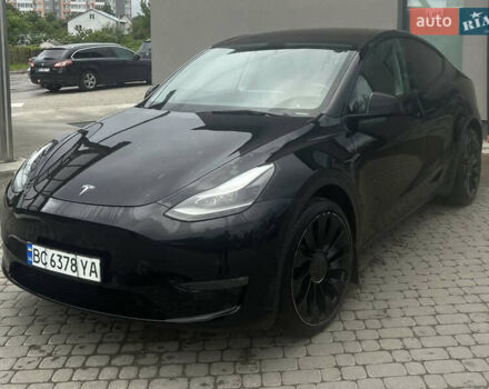 Черный Тесла Model Y, объемом двигателя 0 л и пробегом 28 тыс. км за 35990 $, фото 1 на Automoto.ua