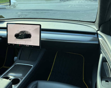 Черный Тесла Model Y, объемом двигателя 0 л и пробегом 50 тыс. км за 39999 $, фото 10 на Automoto.ua