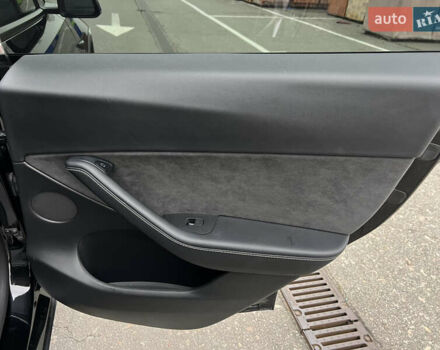 Черный Тесла Model Y, объемом двигателя 0 л и пробегом 61 тыс. км за 22900 $, фото 26 на Automoto.ua