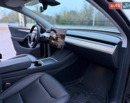 Черный Тесла Model Y, объемом двигателя 0 л и пробегом 53 тыс. км за 34999 $, фото 23 на Automoto.ua