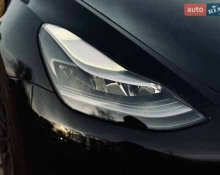 Черный Тесла Model Y, объемом двигателя 0 л и пробегом 44 тыс. км за 34200 $, фото 8 на Automoto.ua