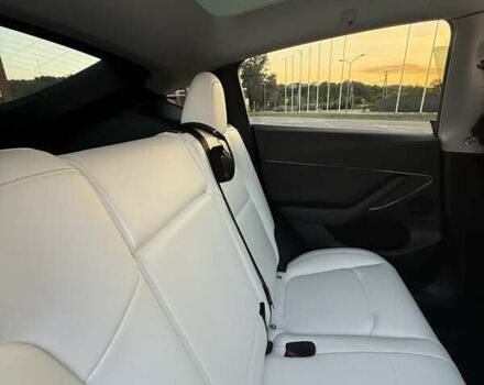 Тесла Model Y 2022 в Киеве на Automoto.ua Черный Тесла Model Y, объемом двигателя 0 л и пробегом 42 тыс. км за 28900 $, фото 3 на Automoto.ua