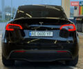 Черный Тесла Model Y, объемом двигателя 0 л и пробегом 53 тыс. км за 34999 $, фото 9 на Automoto.ua