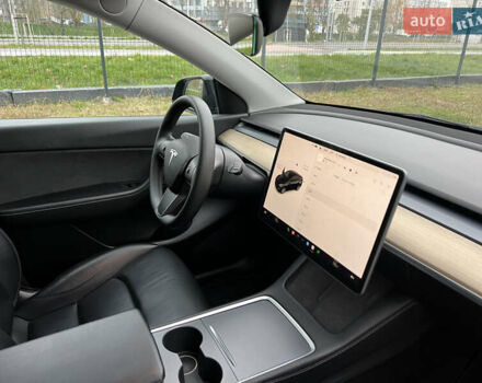 Черный Тесла Model Y, объемом двигателя 0 л и пробегом 61 тыс. км за 22900 $, фото 21 на Automoto.ua