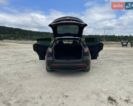 Черный Тесла Model Y, объемом двигателя 0 л и пробегом 83 тыс. км за 25500 $, фото 15 на Automoto.ua