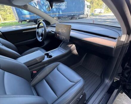 Чорний Тесла Model Y, об'ємом двигуна 0 л та пробігом 50 тис. км за 39500 $, фото 31 на Automoto.ua