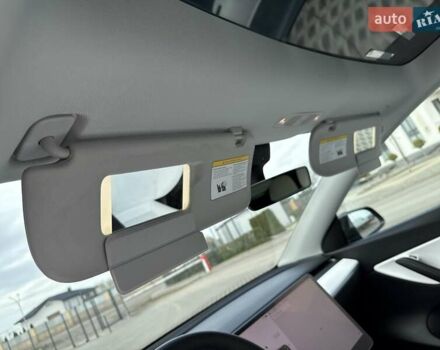 Тесла Model Y 2022 в Луцке на Automoto.ua Черный Тесла Model Y, объемом двигателя 0 л и пробегом 222 тыс. км за 19999 $, фото 59 на Automoto.ua