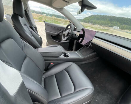 Черный Тесла Model Y, объемом двигателя 0 л и пробегом 83 тыс. км за 25500 $, фото 22 на Automoto.ua