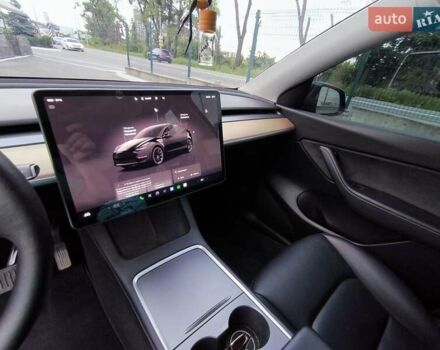 Черный Тесла Model Y, объемом двигателя 0 л и пробегом 66 тыс. км за 23990 $, фото 9 на Automoto.ua