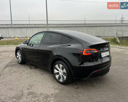 Черный Тесла Model Y, объемом двигателя 0 л и пробегом 61 тыс. км за 22900 $, фото 3 на Automoto.ua