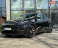 Черный Тесла Model Y, объемом двигателя 0 л и пробегом 80 тыс. км за 35000 $, фото 1 на Automoto.ua