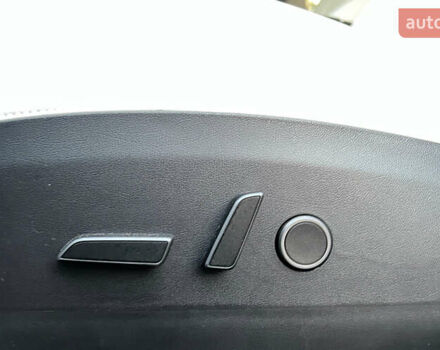 Черный Тесла Model Y, объемом двигателя 0 л и пробегом 121 тыс. км за 25750 $, фото 17 на Automoto.ua