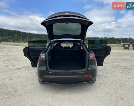 Черный Тесла Model Y, объемом двигателя 0 л и пробегом 83 тыс. км за 25500 $, фото 16 на Automoto.ua