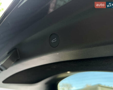 Черный Тесла Model Y, объемом двигателя 0 л и пробегом 136 тыс. км за 26199 $, фото 51 на Automoto.ua